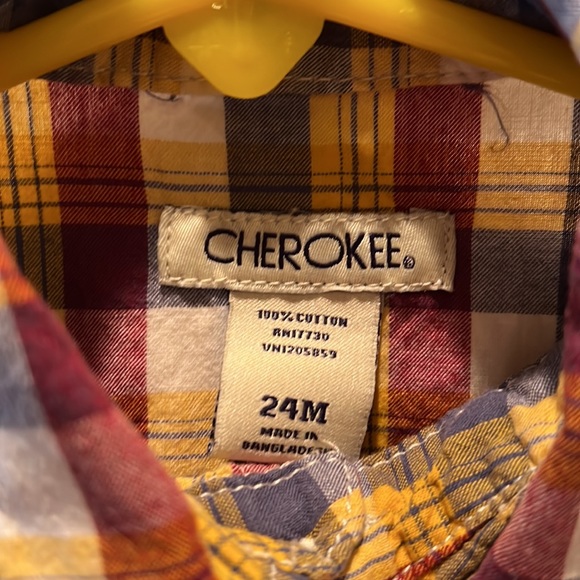 Cherokee 24 month button up collared shirt - Picture 2 of 3